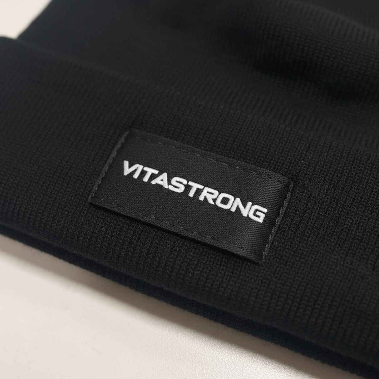WINTER BLACK HAT